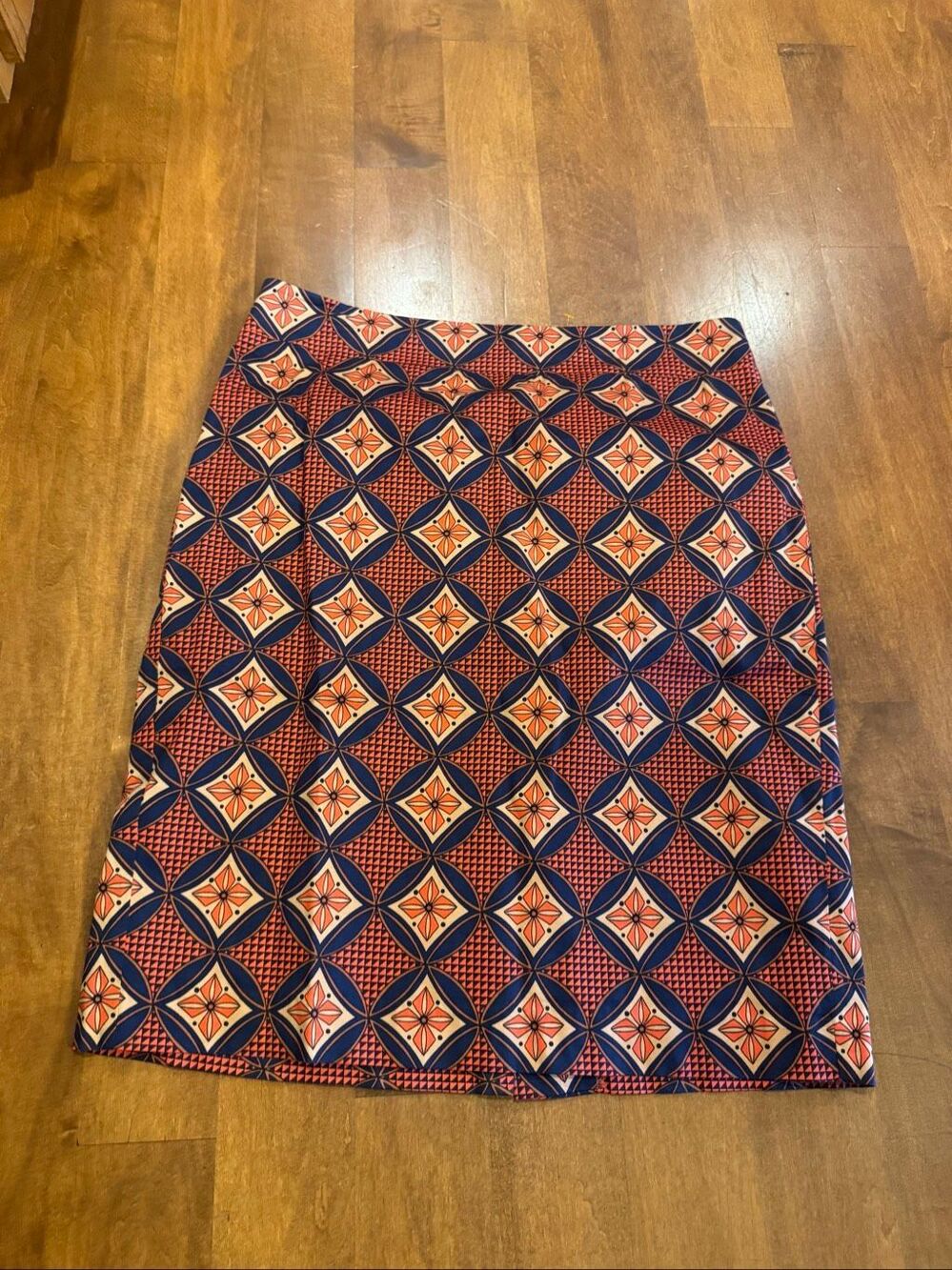 Ann Taylor Women’s Size 8 Geometric Print Pencil Skirt Navy Coral